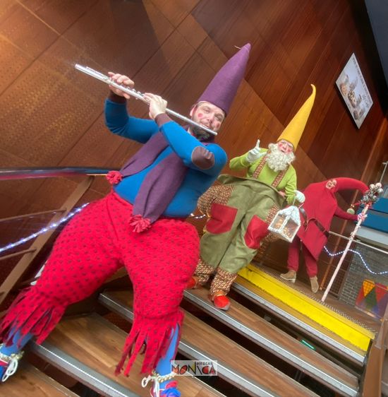 Lutins musiciens conteurs de Noel Lutins musiciens conteurs de Noel