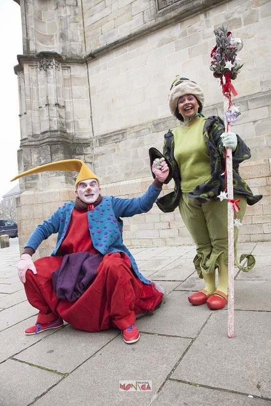 Lutins comediens danseurs de Noël Lutins comediens danseurs de Noël