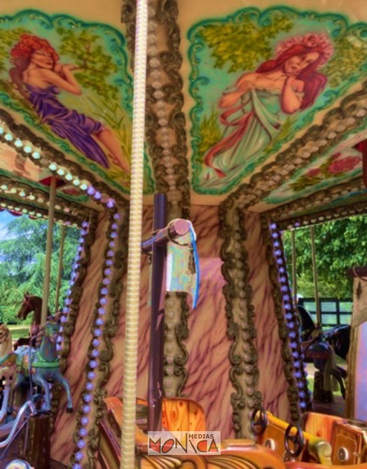 Carrousel manege des annees folles en location Carrousel manege des annees folles en location