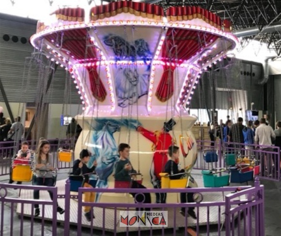 Chaises volantes de la fete foraines a louer Chaises volantes de la fete foraines a louer