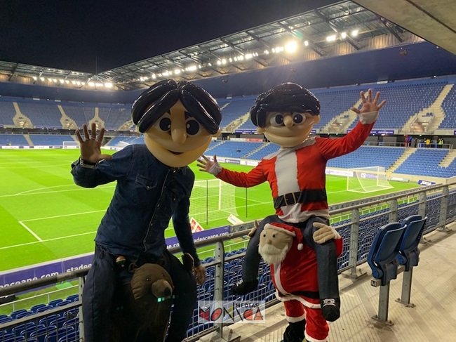 Allez les Bleus et mascottes fan zone coupe du monde de football