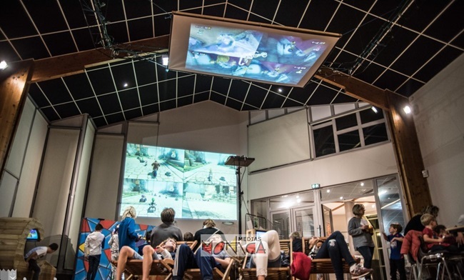 Fan zone jeux video foot coupe du monde euro