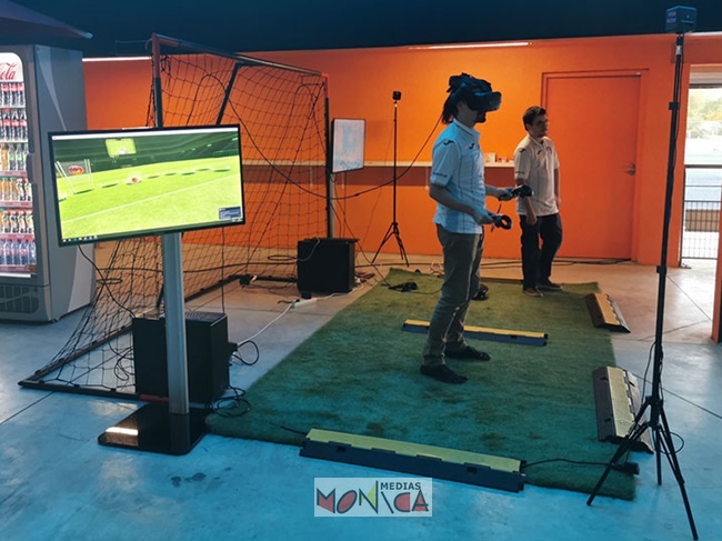 Animation VR Football avec casque ecran numeriques