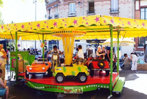 Jouet de voiture avec ballon gonflable - Bleu et jaune - Voiture - à la Fnac