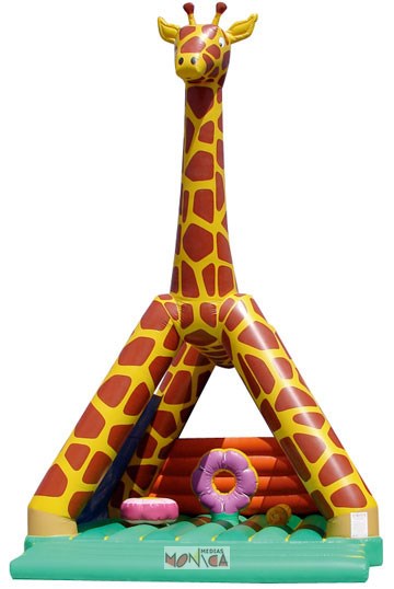 Une grande girafe gonflable 