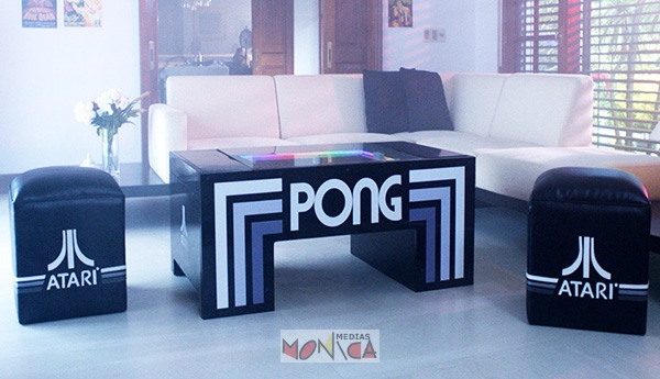 Table design et poufs de jeu cocktail Atari pong  en location