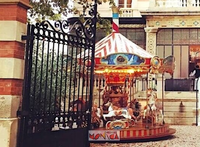 Petit carrousel de fete foraine en location