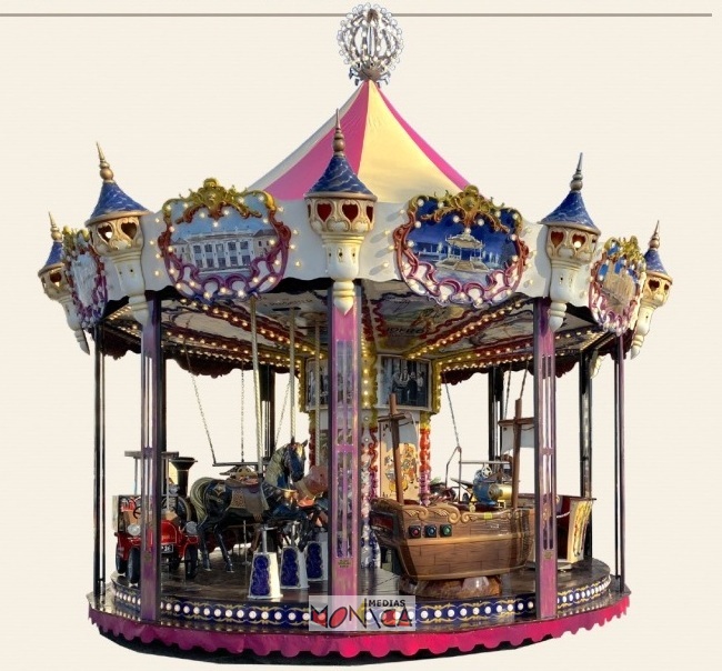 manege Carrousel en location pour fete du Cinema et de la Litterature