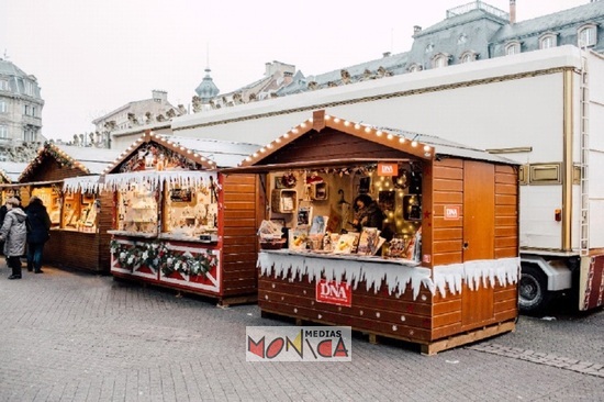 Chalet a louer ou achat pour marche de noel foire ou salon