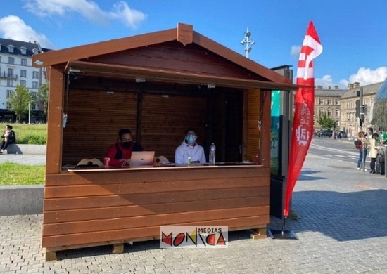 Chalets en bois d exterieur de parc plage ou jardin