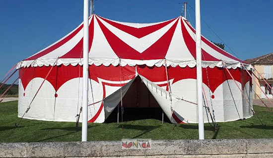 Chapiteau de cirque à louer pour evenement festival mariage