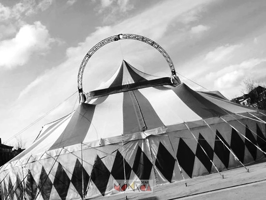 Grand chapiteau de cirque en location 22 X 26 metres