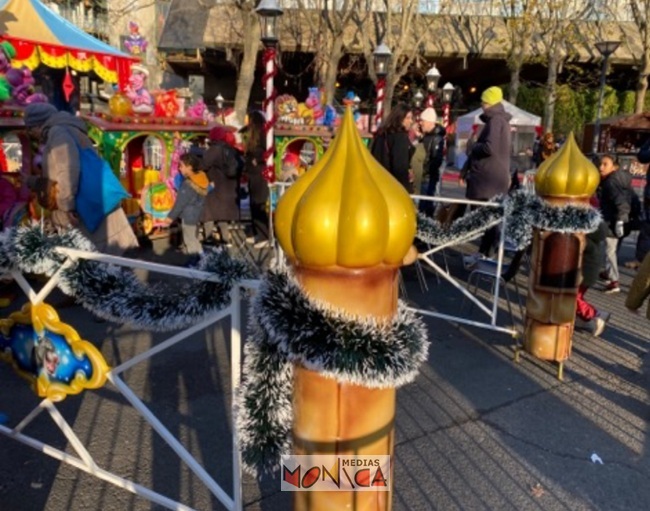 Petit train des fetes de noel sur rail a louer