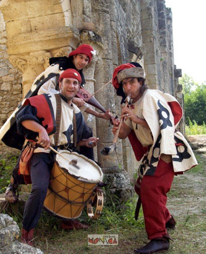 Groupe moyen age evenementiel et spectacle de rue