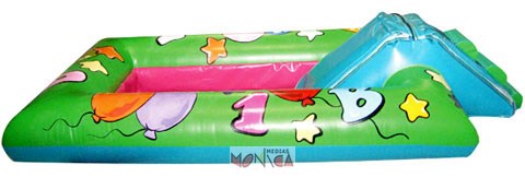 Espace gonflable pour bain de boules