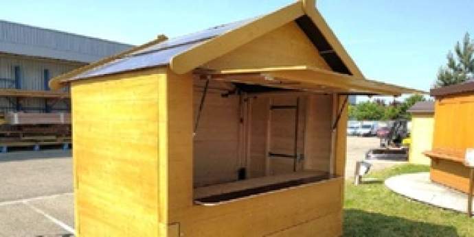 LOCATION CHALET de NOEL en bois pliable 3 mètres de façade | Location